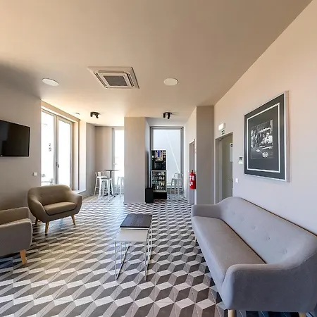 Апартаменты Serviced Boavista Palace