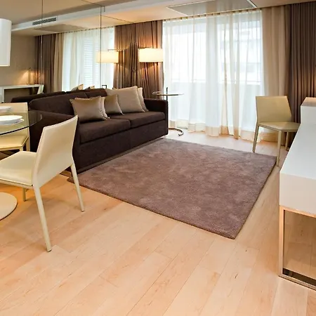Serviced Boavista Palace *