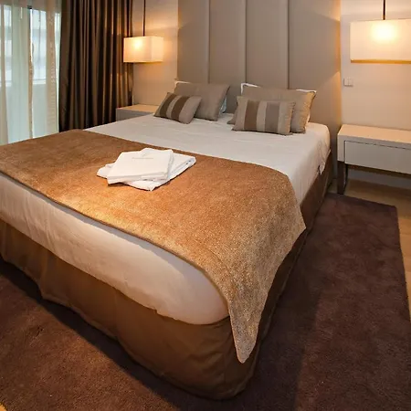 Serviced Boavista Palace Apartment Porto